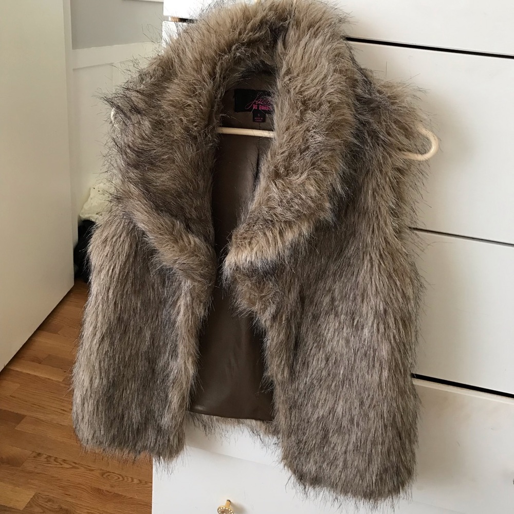 Faux fur vest